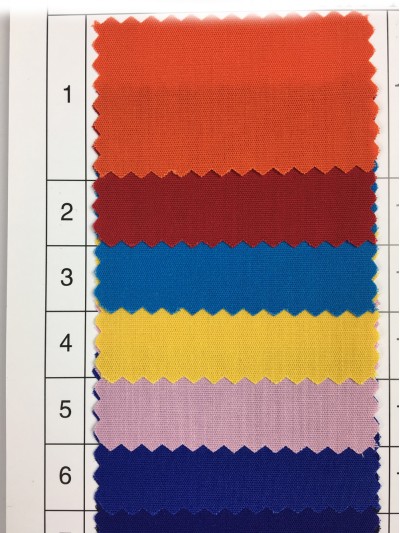  GZ-YGTI       滌棉平布  T80/C20    全工藝環保軋染   96*55 側面照